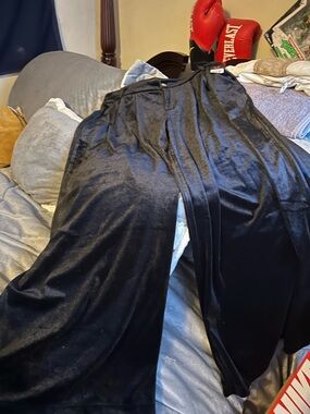 Wide Leg Velvet Pants - Black